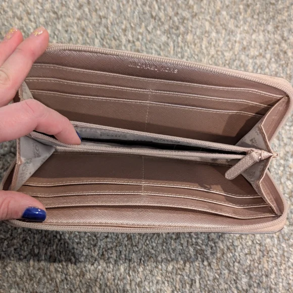 Michael Kors Zip Around Rose Gold Wallet - Picture 5 of 6